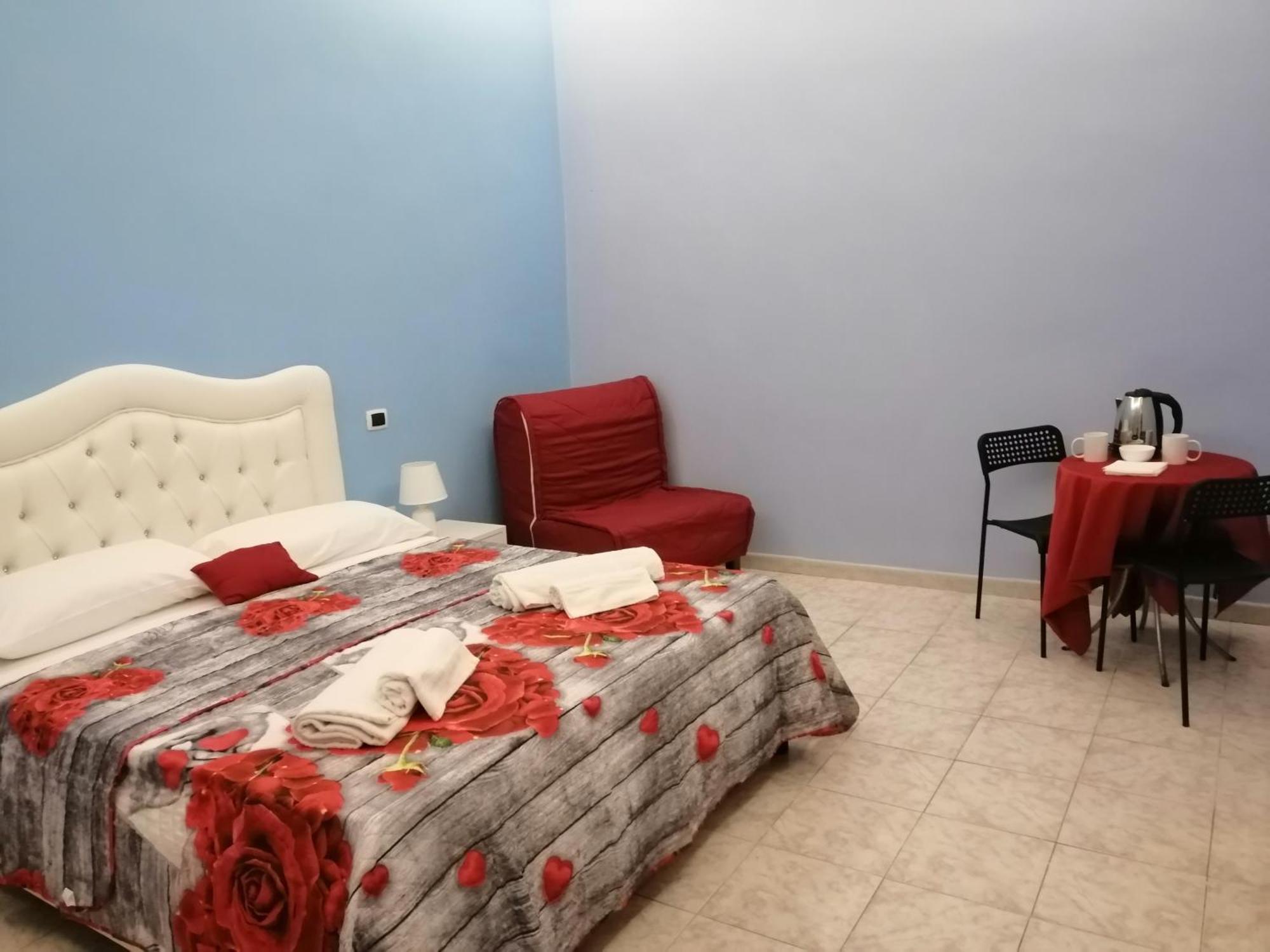 Guest House Francesco 那不勒斯 外观 照片